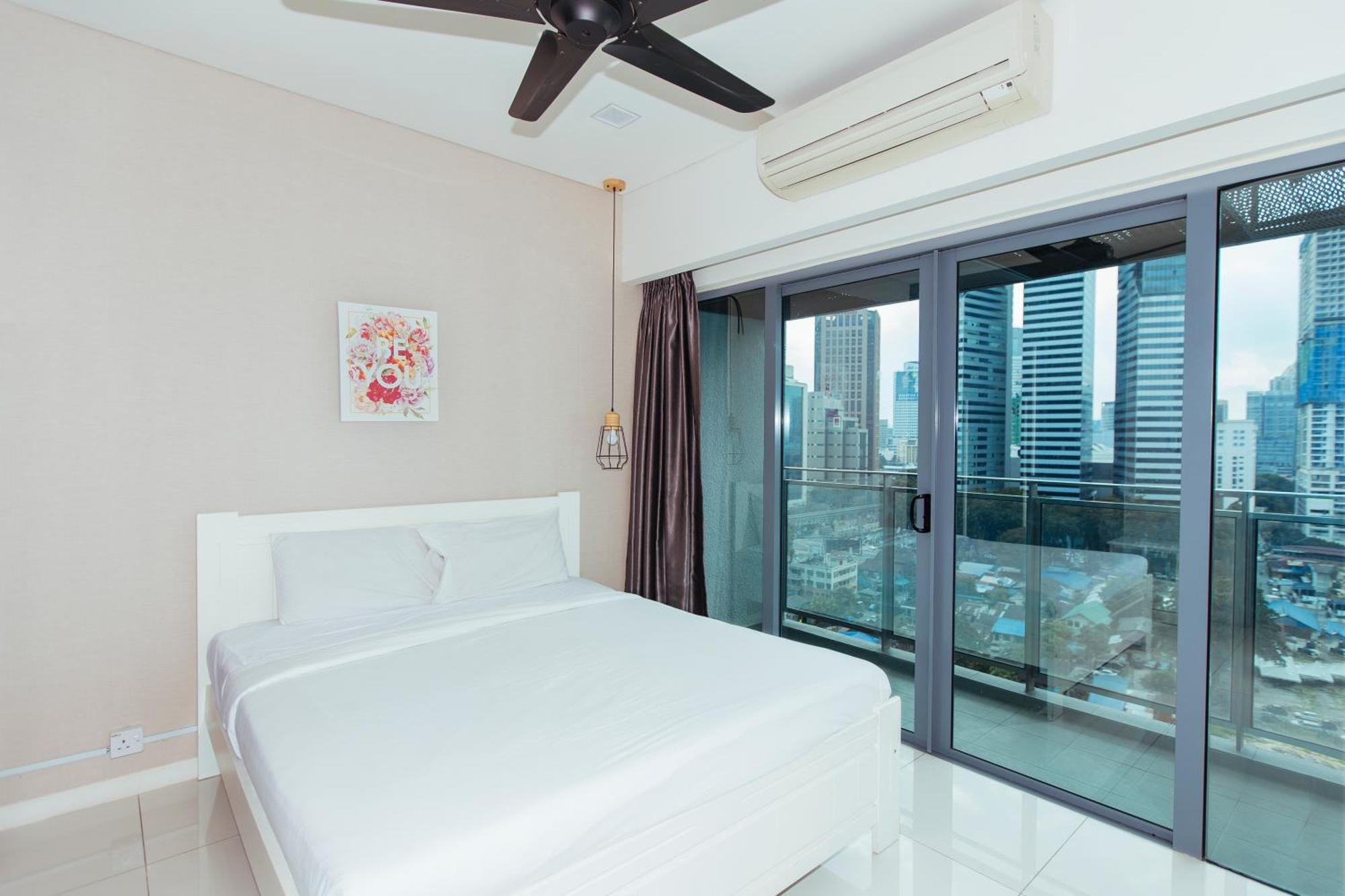Summer Suites Klcc By Apartx Kuala Lumpur Exteriör bild